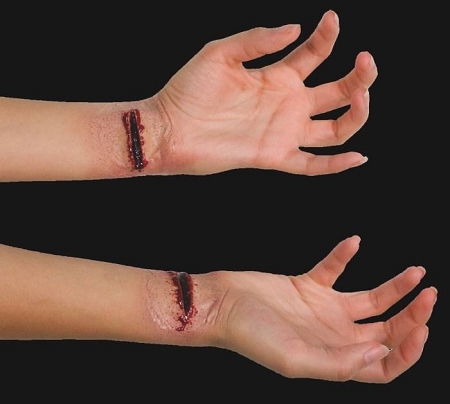 Woochie Slashed Wrist